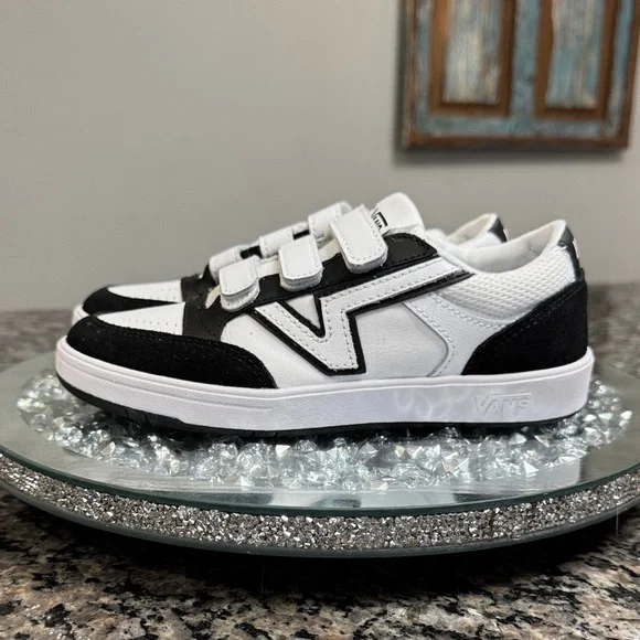 Vans lowland Comfycush unisex Velcro Sneakers NEW M 4.5 W 6 - Picture 1 of 9